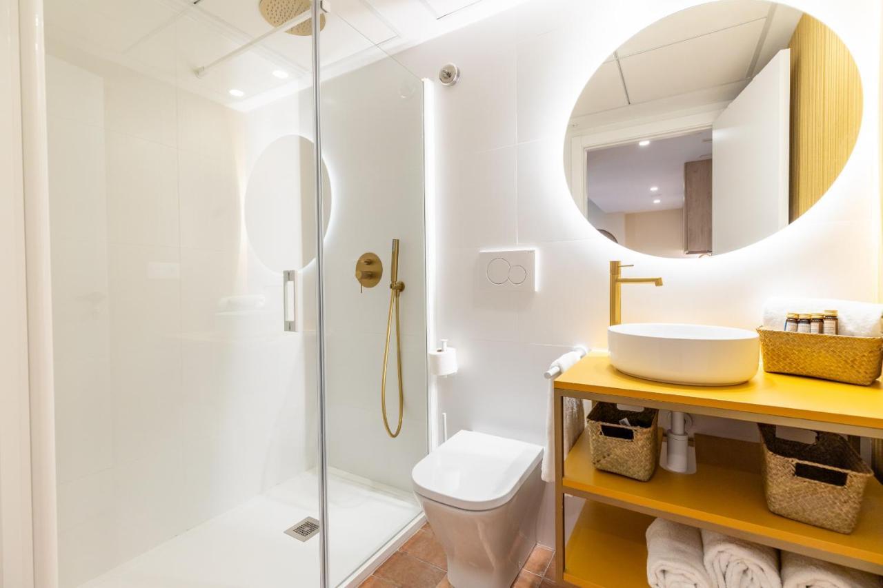 Apartamentos Las Ciencias K Valencia Luaran gambar