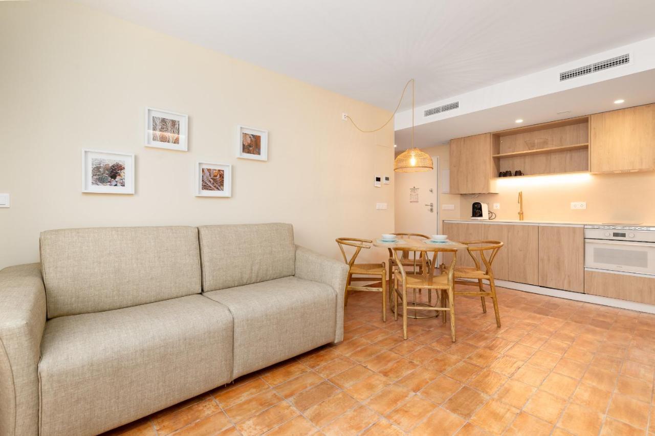 Apartamentos Las Ciencias K Valencia Luaran gambar