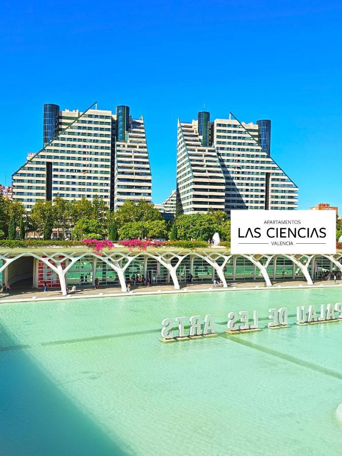 Apartamentos Las Ciencias K Valencia Luaran gambar